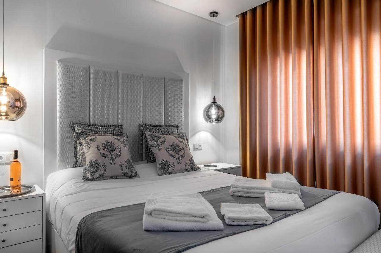 Ilheu 25 Peniche House Bed & Breakfast ภายนอก รูปภาพ
